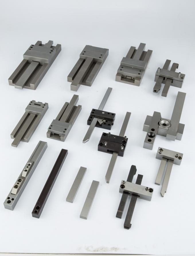 Z1732 m24x1 Latch Lock Mold Internal Threaded type